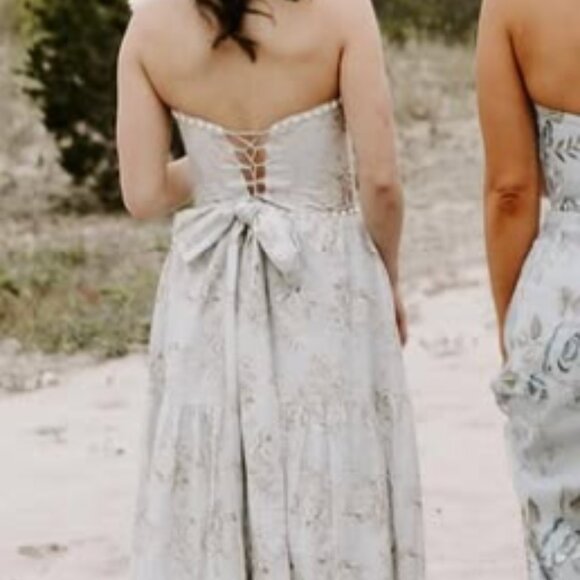 V. Chapman Victorian Blue Roses Dress - Picture 6 of 6